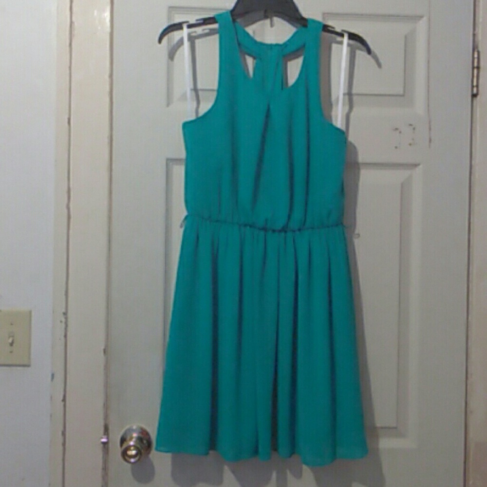 Spring/summer dress - Picture 3 of 3